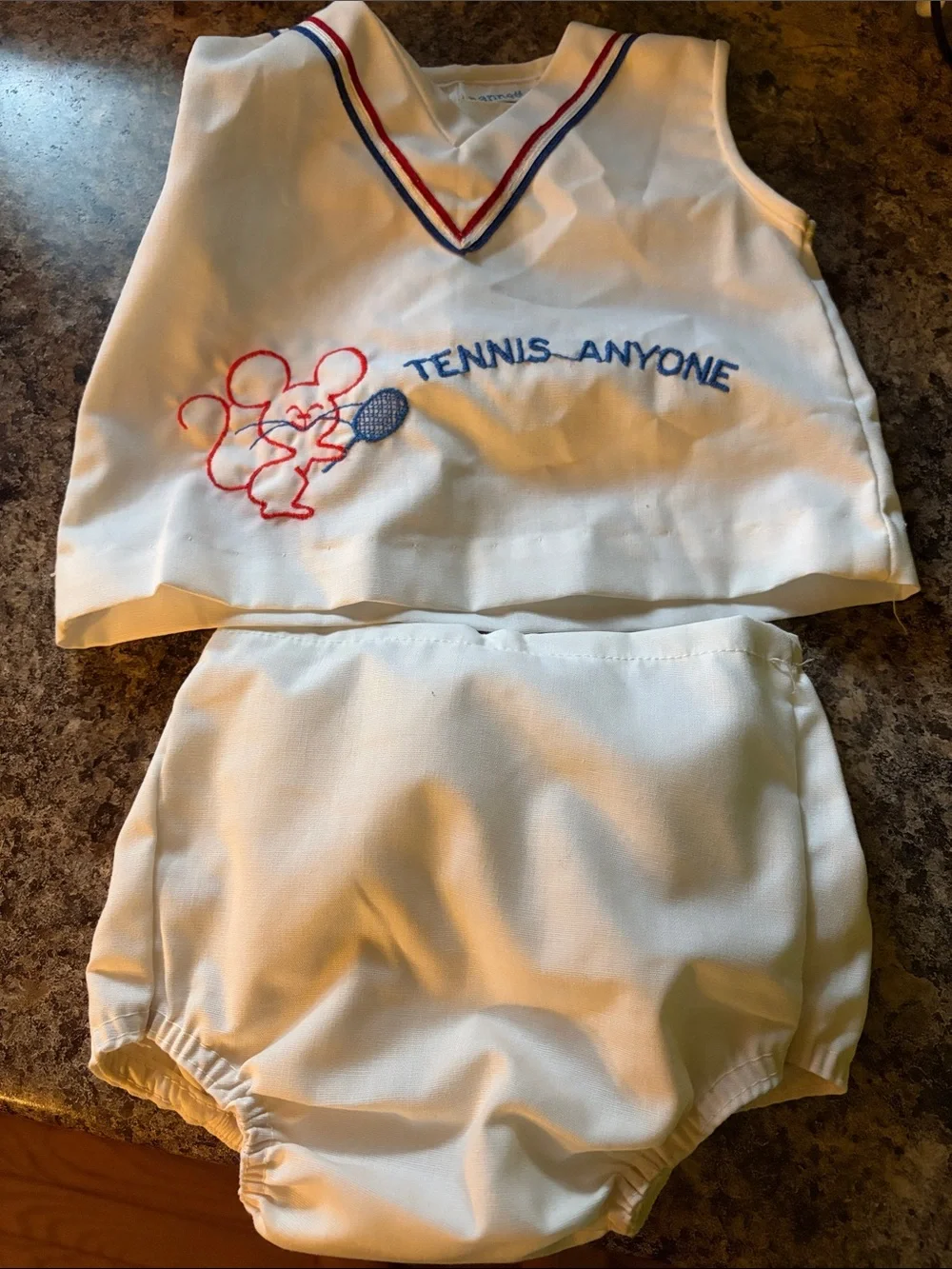 NWT Vintage Nannette White Baby Set with Red & Blue Trim size 14-18 pounds